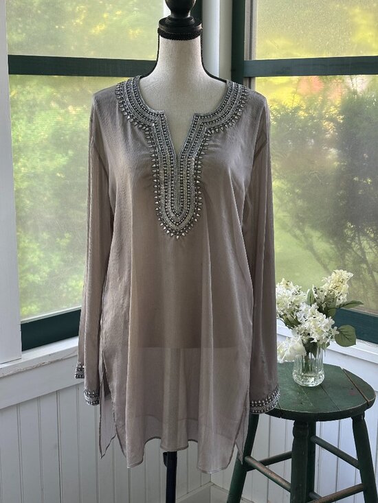 Grids by Sulu Collection Dresses & Skirts - Grids by Sulu Collection Taupe Beaded Tunic Dress | Size 10 | NWT